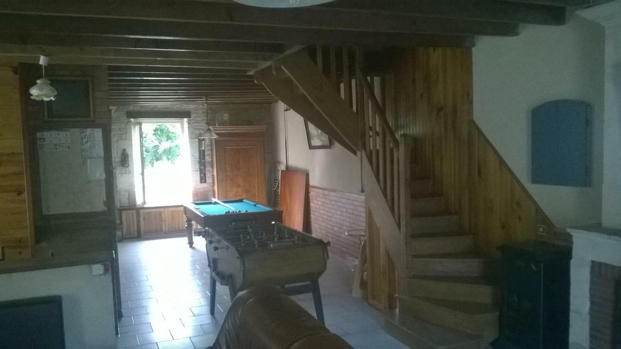Вилла Gite De Sansais Экстерьер фото